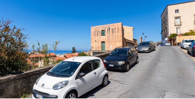 parcheggio paola